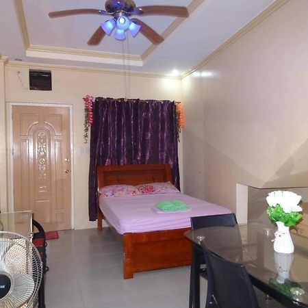 Julz Tropical Apartments Olongapo Buitenkant foto