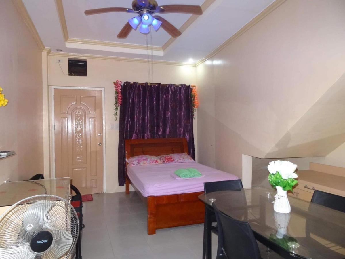 Julz Tropical Apartments Olongapo Buitenkant foto