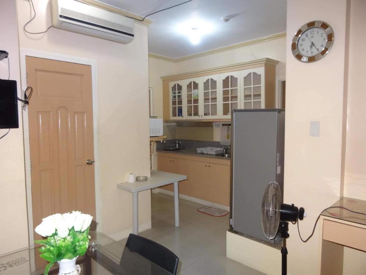 Julz Tropical Apartments Olongapo Buitenkant foto