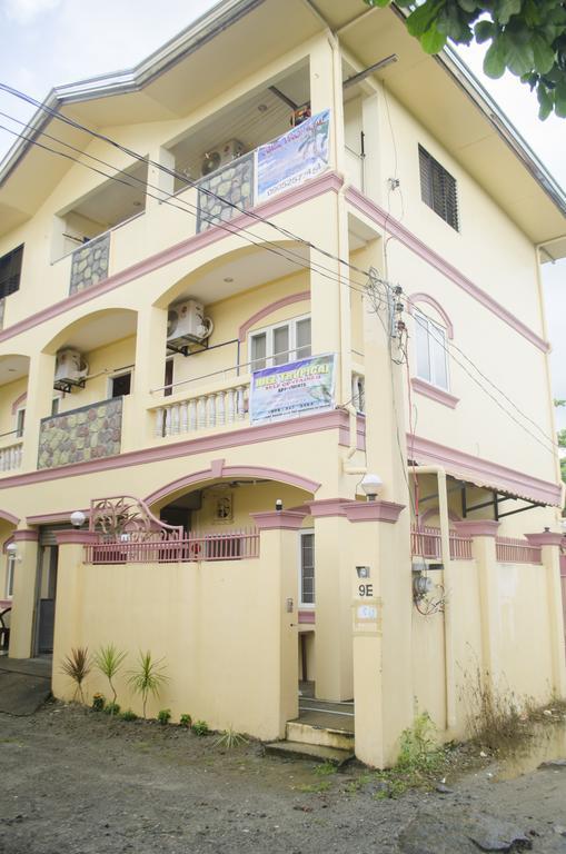 Julz Tropical Apartments Olongapo Buitenkant foto